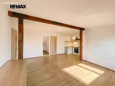Pronájem bytu 2+kk 55 m² Hrozenkovská, Praha - Zličín