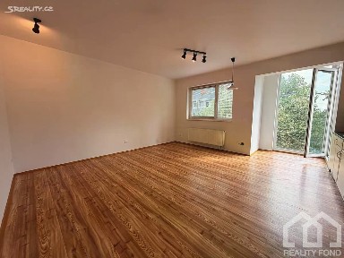 Pronájem bytu 1+kk 33 m² Kostomlatská, Praha - Letňany