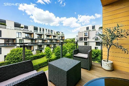 Pronájem bytu 2+kk 66 m² Menclova, Praha - Libeň