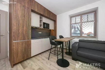 Pronájem bytu 2+kk 48 m² Na úlehli, Praha - Michle