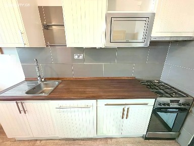 Pronájem bytu 3+1 75 m² Španielova, Praha - Řepy