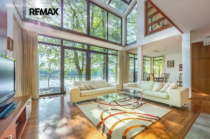 Prodej vícegeneračního domu 325 m², pozemek 7262 m² Děpoltovice