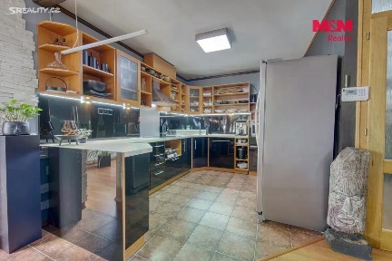 Prodej bytu 4+kk 100 m² Plzeňská, Králův Dvůr - Počaply