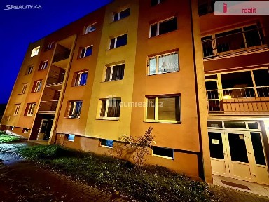 Pronájem bytu 1+1 36 m² E. Krásnohorské, Jílové - Martiněves