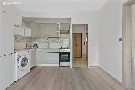 Pronájem bytu 1+1 36 m² Peškova, Ústí nad Labem - Mojžíř