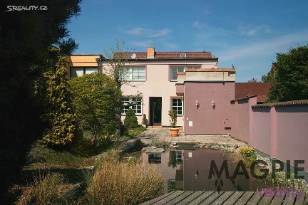 Prodej rodinného domu 243 m², pozemek 539 m² Vyhlídkova, Praha - Čakovice