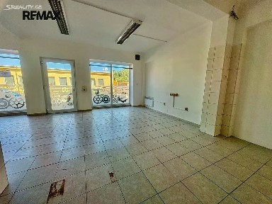 Pronájem obchodního prostoru 74 m² Nádražní, Vimperk - Vimperk II