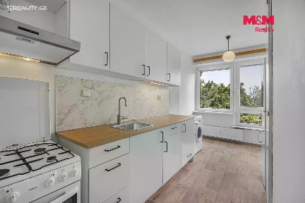 Pronájem bytu 3+1 77 m² Mrštíkova, Hradec Králové - Nový Hradec Králové