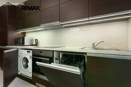 Pronájem bytu 2+kk 55 m² Chalupníkova, Ostrava - Zábřeh