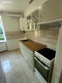 Pronájem bytu 2+1 46 m² Merhautova, Brno - Černá Pole