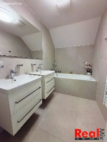 Pronájem bytu 3+kk 69 m² U Kasáren, Pohořelice