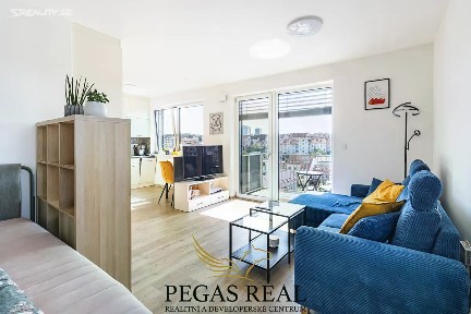 Pronájem bytu 1+kk 35 m² Střední, Brno - Ponava