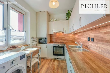 Prodej bytu 2+1 50 m² Manětín