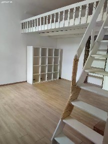 Pronájem bytu 1+kk 38 m² Plzeňská, Praha - Smíchov