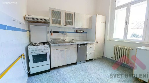 Pronájem bytu 2+1 60 m² náměstí Barikád, Praha - Žižkov