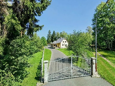 Prodej rodinného domu 200 m², pozemek 1839 m² Sokolská, Plesná