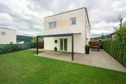 Prodej bytu 4+kk 95 m² Na Vinohradech, Králův Dvůr - Křižatky