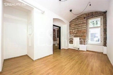 Pronájem kanceláře 136 m² Mánesova, Praha - Vinohrady