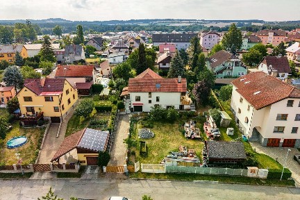 Spojovací, Planá nad Lužnicí - Strkov
