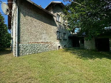 Prodej činžovního domu 280 m²