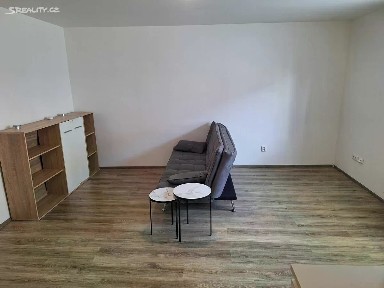 Pronájem bytu 1+kk 34 m² Přáslavice