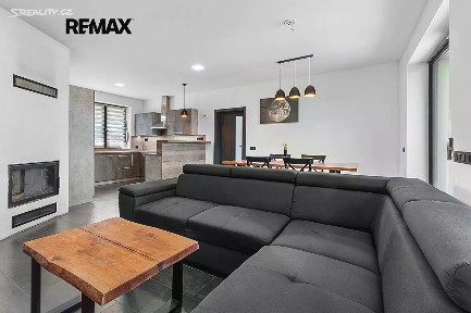 Prodej rodinného domu 176 m², pozemek 946 m² Pod Floriánem, Radnice