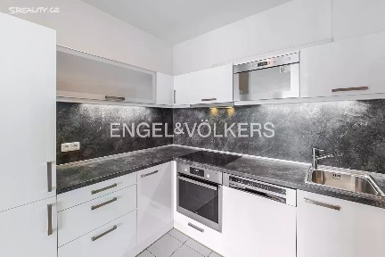 Pronájem bytu 2+kk 69 m² Nad Okrouhlíkem, Praha - Libeň
