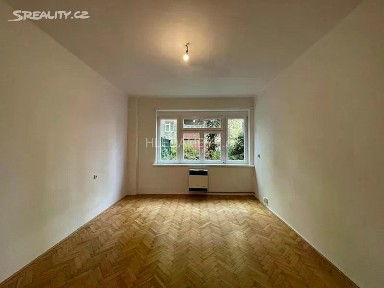 Pronájem bytu 1+1 38 m² Nad Kajetánkou, Praha - Břevnov