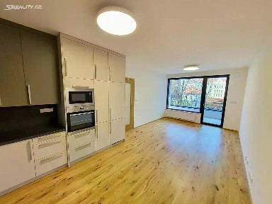 Pronájem bytu 2+kk 56 m² Mužíkova, Praha - Nusle
