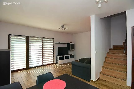 Pronájem rodinného domu 80 m², pozemek 130 m² Větrná, Králův Dvůr - Levín