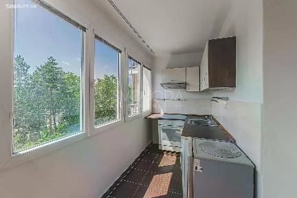Pronájem bytu 1+kk 27 m² Severní, Hradec Králové - Slezské Předměstí