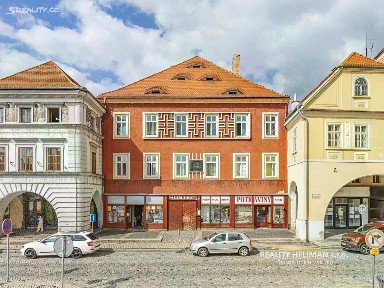Prodej vícegeneračního domu 878 m², pozemek 839 m²