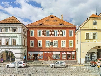 Prodej vícegeneračního domu 878 m², pozemek 839 m²
