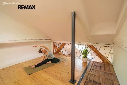 Prodej vily 48 m², pozemek 48 m² Komenského, Hradec Králové