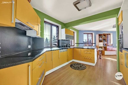 Pronájem bytu 5+kk 242 m²