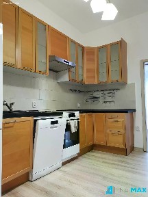 Pronájem bytu 3+1 100 m² Stojanova, Znojmo