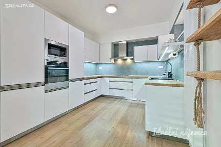 Pronájem bytu 5+kk 120 m² Nad Kašnou, Brno - Bystrc