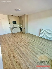Pronájem bytu 1+kk 35 m² Ke Křížku, Kladno - Dubí