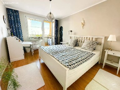Pronájem bytu 2+1 60 m² Údolní, Praha - Braník