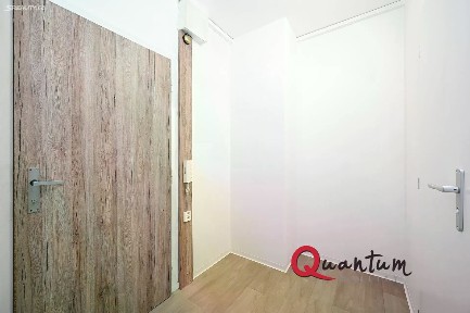 Pronájem bytu 1+kk 28 m² Sosnovecká, Praha - Troja