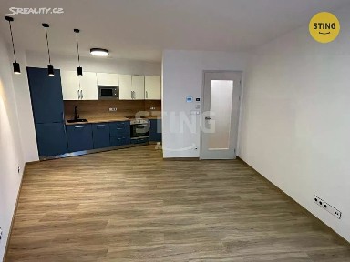 Pronájem bytu 3+kk 60 m² Husova, Pardubice - Bílé Předměstí