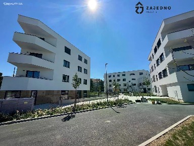 Pronájem bytu 1+kk 41 m² Brněnská, Šlapanice