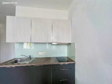 Pronájem bytu 1+kk 30 m² Bašty, Brno - Brno-město