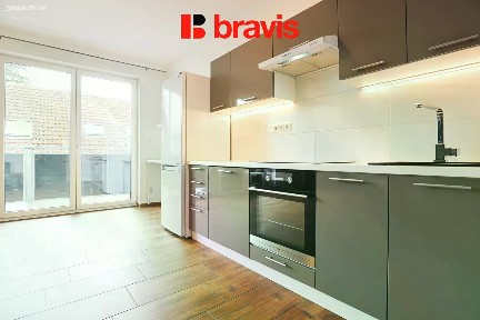 Pronájem bytu 2+kk 48 m² Česká