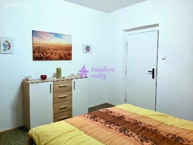 Pronájem bytu 3+1 61 m² Ječmínkova, Olomouc - Holice