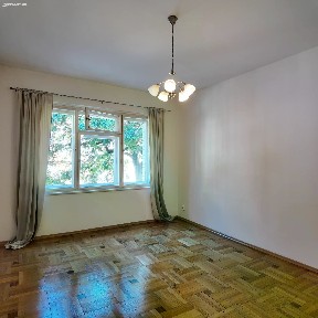 Pronájem bytu 4+1 100 m² náměstí Míru, Praha - Vinohrady