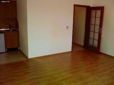 Pronájem bytu 1+kk 30 m² Pardubice