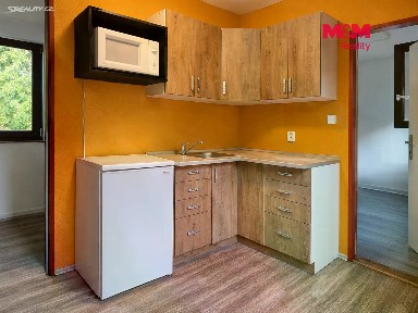Pronájem chaty 45 m², pozemek 1157 m² Úvaly