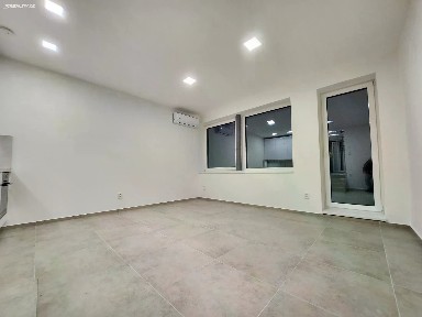 Pronájem bytu 2+kk 47 m² K Luhám, Zlín - Louky