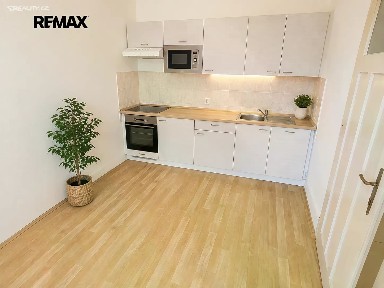 Pronájem bytu 1+1 50 m² Štěpánská, Praha - Nové Město